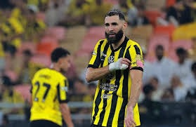 扑克中的判断艺术（牌桌上的决策艺术）